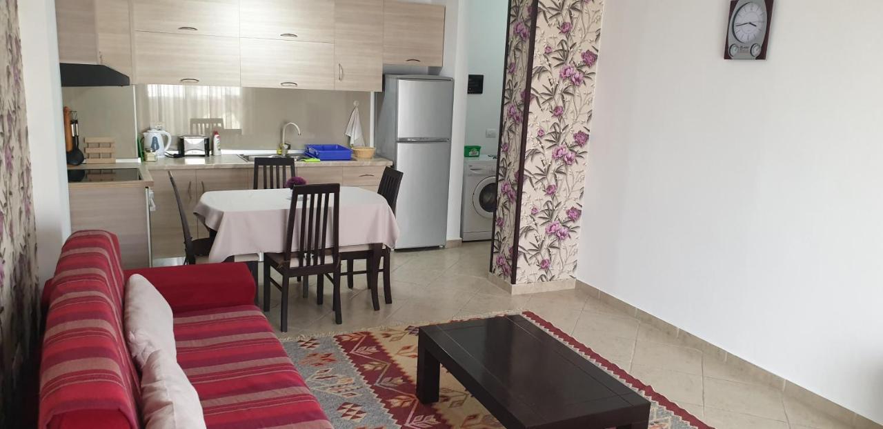 Comfort Apartments Fier Exterior foto